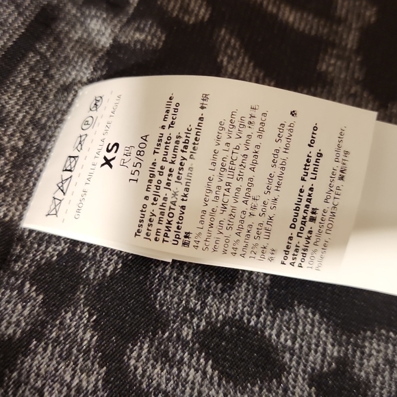 [Max Mara] New w/ Tag, Never Worn, Teddy Bear Coat in Dark Grey, Current F/W '22 - Picture 5 of 8